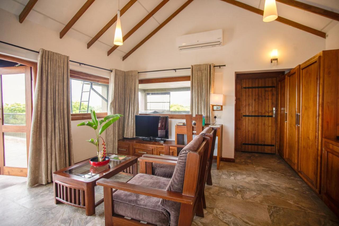 Hotel Kalu'S Hideaway Udawalawe Esterno foto