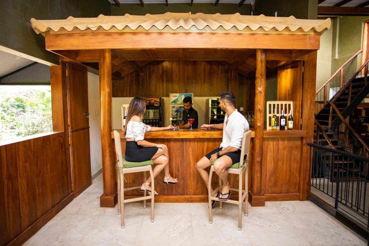 Hotel Kalu'S Hideaway Udawalawe Esterno foto