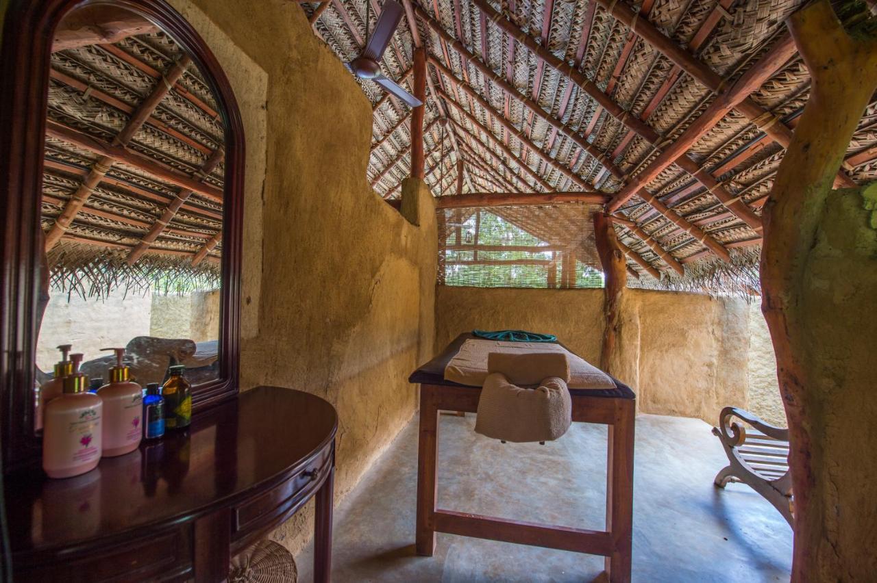Hotel Kalu'S Hideaway Udawalawe Esterno foto