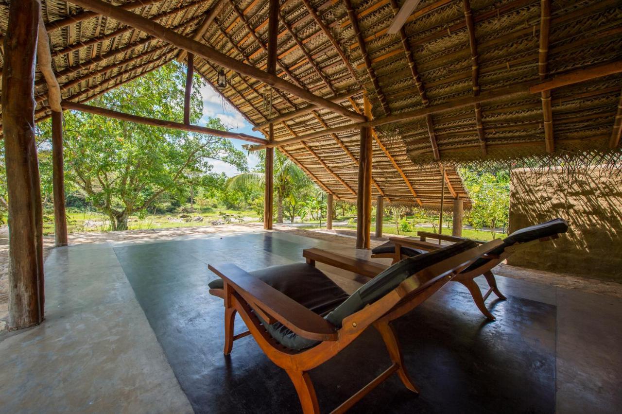 Hotel Kalu'S Hideaway Udawalawe Esterno foto